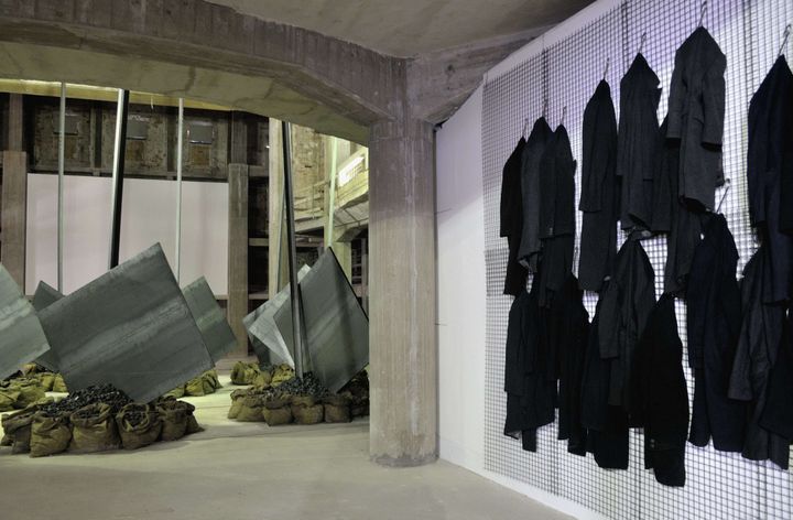 Lors de l'exposition Jannis Kounellis de Bari (sud de l'Italie) dans les ruines du Théâtre Margherita en mai 2010.
 (Gaetano Lo Porto / Rex /REX/SIPA)