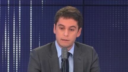 Gabriel Attal, porte-parole du gouvernement, sur franceinfo vendredi 4 décembre 2020. (FRANCEINFO / RADIOFRANCE)