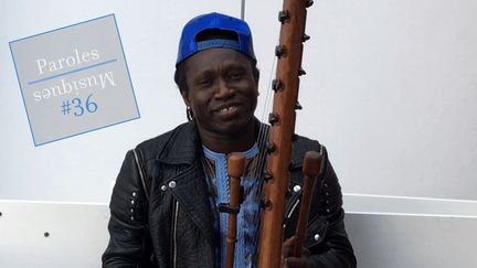 Noumoucounda, chanteur, rappeur et joueur de kora sénégalais.&nbsp; (FRANCE TELEVISIONS)