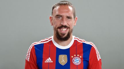 Francky Ribéry sous le maillot 2014-2015 du Bayern Munich (ANGELIKA WARMUTH / DPA)