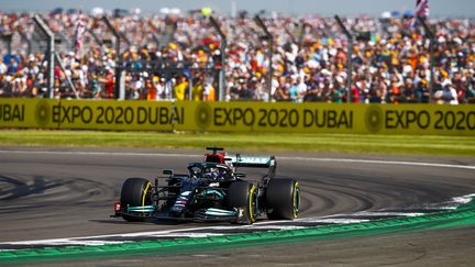 Lewis Hamilton à l'occasion du GP de Grande-Bretagne, dimanche 18 juillet 2021. (XAVI BONILLA / AFP)