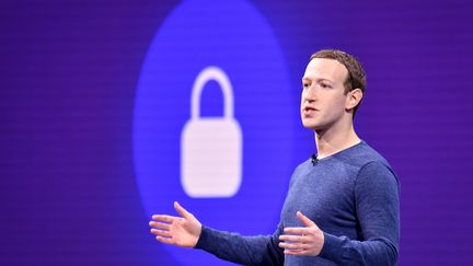 Mark Zuckerberg&nbsp;au&nbsp;sommet annuel du F8 à San José (Californie), le 1er mai 2018.&nbsp; (JOSH EDELSON / AFP)