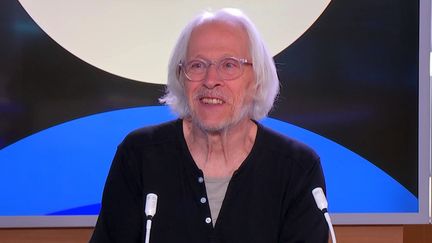 Joël Favreau fut le guitariste de Georges Brassens. (Capture d'écran Franceinfo)