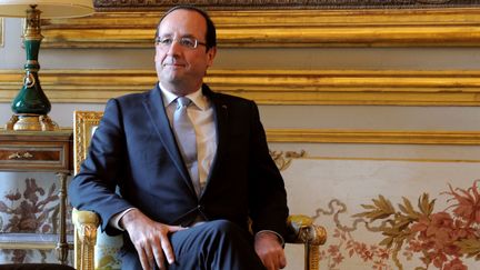 Le pr&eacute;sident de la R&eacute;publique, Fran&ccedil;ois Hollande, le 22 juin 2012 &agrave; l'Elys&eacute;e. (JEAN-FRANCOIS MONIER / AFP)