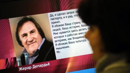 La lettre de remerciements de G&eacute;rard Depardieu sur site de la cha&icirc;ne russe Perviy Kanal, &agrave; Moscou, le 4 janvier 2013. (YURI KADOBNOV / AFP)