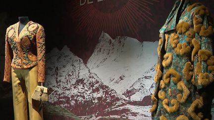 L'exposition "Les orientalistes de la haute couture" est visible à la Cité de la dentelle&nbsp; (FRANCEINFO)