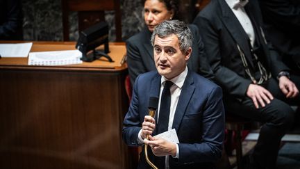 Le ministre de l'Intérieur, Gérald Darmanin, le 2 novembre 2023, à l'Assemblée nationale. (XOSE BOUZAS / AFP)