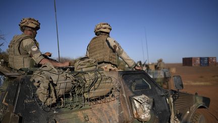 Mali : deux militaires français trouvent la mort dans une explosion