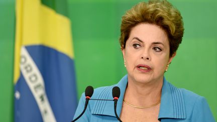 Dilma Roussef, le 18 avril 2016, lors d'une conférence de&nbsp;presse à Brasilia (Brésil). (EVARISTO SA / AFP)