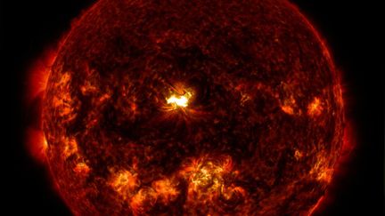 &nbsp; (Image de l'éruption solaire mise en ligne par la Nasa © NASA/GSFC/SDO)