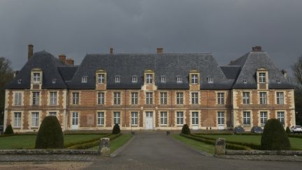 Le château de Grignon, dans la commune de Thiverval-Grignon en Ile-de-France, le 4 avril 2016. (KENZO TRIBOUILLARD / AFP)