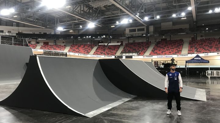 Anthony Jeanjean sur le BMX Park des championnats de France 2023. (Franceinfo: sport)