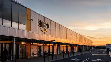 Amazon premises in Brétigny-sur-Orge (Essonne), November 22, 2023. (DIMITAR DILKOFF / AFP)