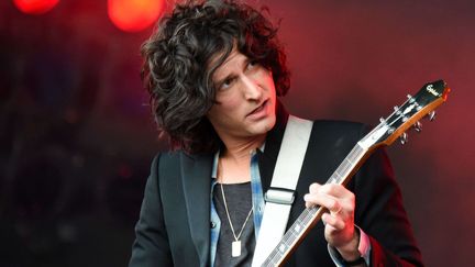 Nick Valensi sur scène avec les Strokes en 2015
 (Goodgroves/REX Shutters/SIPA)