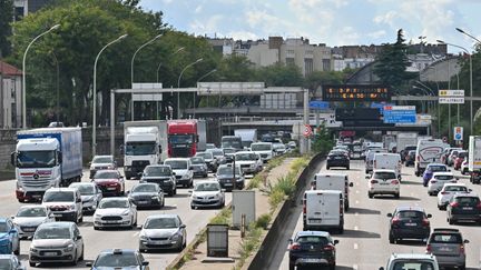 Une vue du périphérique, le 1er octobre 2024 à Paris. (HENRIQUE CAMPOS / HANS LUCAS / AFP)