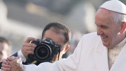 Le pape François, place Saint-Pierre, le 16 décembre 2015. (Massimo Calicchia / NurPhoto)