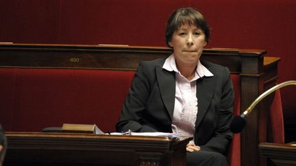 Fadela Amara &agrave; l'Assembl&eacute;e nationale, &agrave; Paris, lorsqu'elle &eacute;tait secr&eacute;taire d'Etat charg&eacute;e de la Politique de la ville, le 24 mars 2010. (OLIVIER LABAN-MATTEI / AFP)