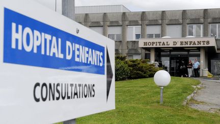 L'hôpital de Nancy où est hospitalisée Inès, 14 ans, en état végétatif depuis le moins de juin 2017.&nbsp; (MAXPPP)