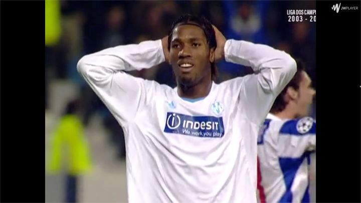 Didier Drogba l'avait sans doute vue dedans.