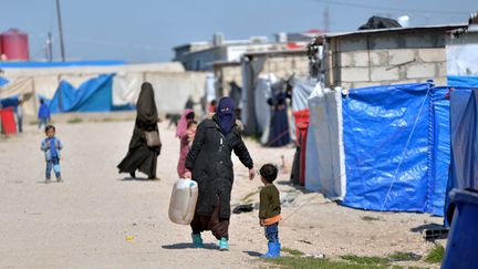 Des réfugiés dans le camp de Roj en Syrie. Photo d'illustration. (MURTAJA LATEEF / EPA)