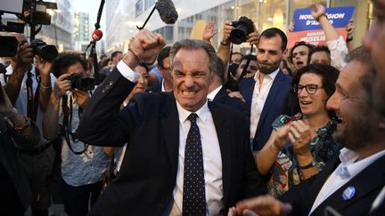 Le président sortant de la région PACA, Renaud Muselier, a été largement réélu face au candidat du Rassemblement national, Thierry Mariani, lors du second tour des élections régionales, dimanche 27 juin. (NICOLAS TUCAT / AFP)