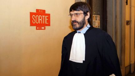 L'avocat Victor Hissel, photographié à la sortie du tribunal, le 14 octobre 2010, à Liège (Belgique). (MICHEL KRAKOWSKI / BELGA MAG / AFP)