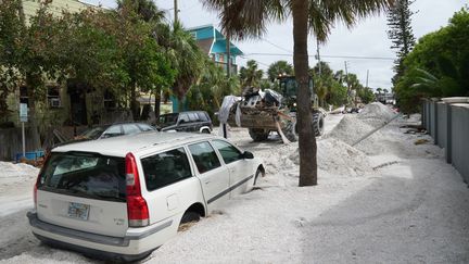 Une route entièrement inondée en Floride (Etats-Unis), lors du passage de l'ouragan Milton, le 7 octobre 2024. (BRYAN R. SMITH / AFP)