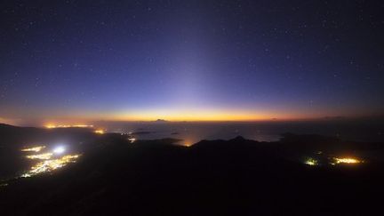 Le bruit a été entendu à Mayotte vers 21h30 lundi 18 février. (GABRIEL BARATHIEU / BIOSPHOTO / AFP)