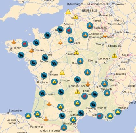 La carte de trafic de Bison futé à 14h30, samedi 12 août 2017. (BISON FUTE)