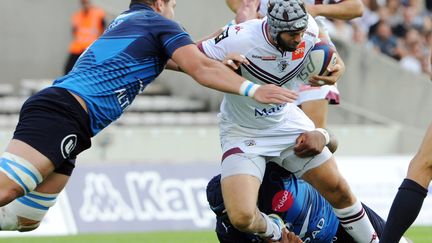 Le joueur de Montpellier Paul Willemse face à Julien Rey (Bègles-Bordeaux) (MEHDI FEDOUACH / AFP)