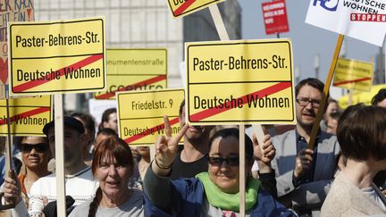 Des milliers de personnes ont défilé à Berlin contre la hausse des loyers, le 6 avril 2019. (ODD ANDERSEN / AFP)