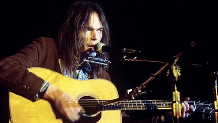 Neil Young le 24 mars 1976 au Pavillon de Paris, Porte de Pantin.
 (Boccon-Gibod / SIPA)