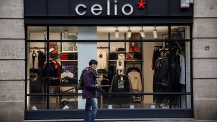 Un magasin Celio à Caen (Calvados), le 29 novembre 2019.&nbsp; (SAMEER AL-DOUMY / AFP)