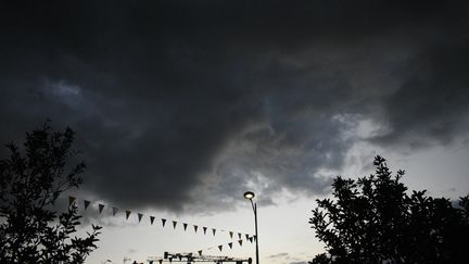 The sky during another stormy day, in Plessis-Robinson (Hauts-de-Seine), September 14, 2023. (MAGALI COHEN / HANS LUCAS / AFP)