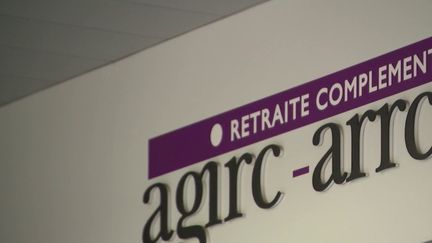 Retraites complémentaires : les pensions sont revalorisées de 4,9% (France 2)