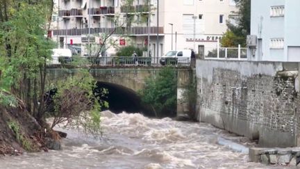 Crues et inondations : quel avenir pour les communes dévastées ? (France Info)