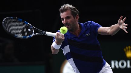 Julien Benneteau s'applique (CHRISTOPHE SIMON / AFP)