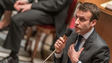 Emmanuel Macron, le 22 mars 2016 à Paris.&nbsp; (YANN KORBI / AFP)