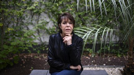 La chanteuse et actrice française Daniele Graule, alias Dani, posant lors d'une séance photo à Boulogne-Billancourt près de Paris,&nbsp;le 3 septembre 2020. (CHRISTOPHE ARCHAMBAULT / AFP)