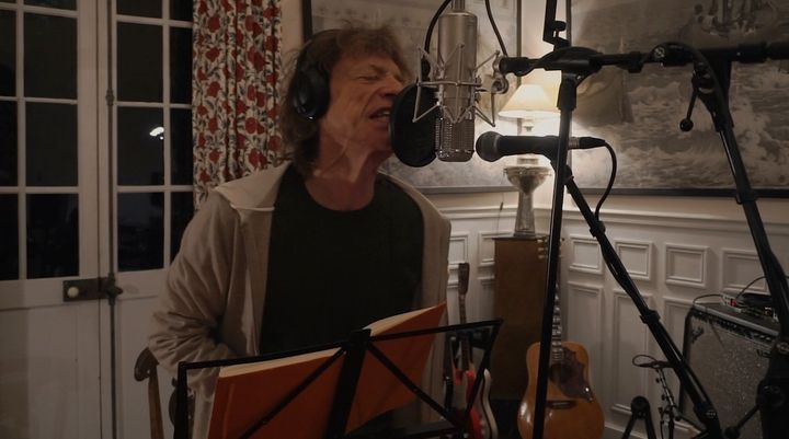 Mick Jagger a enregistré quelques parties vocales en confinement. (Capture d'écran/YouTube)