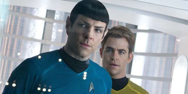 Zachary Quinto (Mr Spock) et  Chris Pine (Capitaine James T. Kirk), dans "Star Trek Into Darkness de J.J. Abrams 
 (Paramount Pictures France )