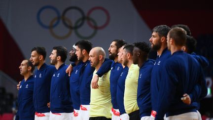 L'équipe de France de handball affronte le Danemark en finale du tournoi olympique de handball, le 7 août à Tokyo. (FRANCK FIFE / AFP)