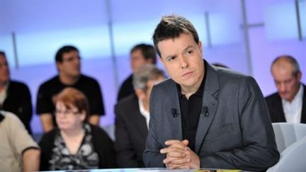 Nicolas Demorand ici sur France 5 (C politique) (AFP/IGUEL MEDINA)