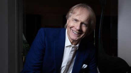 Le pianiste français Richard Clayderman, à Neuilly-sur-Seine, le 28 janvier 2022. (JOEL SAGET / AFP)