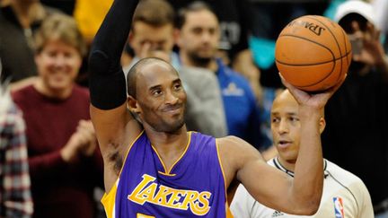 Kobe Bryant (Los Angeles Lakers) est devenu le 3e meilleur marqueur de l'histoire NBA (HANNAH FOSLIEN / GETTY IMAGES NORTH AMERICA)