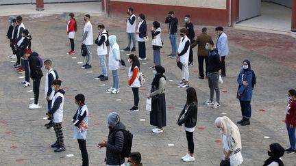 Rentrée scolaire pour les collégiens et lycéens à Alger,&nbsp;le 4 novembre 2020.&nbsp; (BILLAL BENSALEM / NURPHOTO)