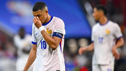 Kylian Mbappé contre l'Espagne, en demi-finales de l'Euro, le 9 juillet 2024. (TOM WELLER / AFP)