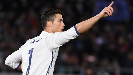 Le footballeur Cristiano Ronaldo célèbre un but pour le Real Madrid, à Yokohama (Japon), le 18 décembre 2016. (TOSHIFUMI KITAMURA / AFP)