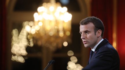 Le président Emmanuel Macron lors de ses vœux à la presse à l'Elysée, le 3 janvier 2018. (LUDOVIC MARIN / AFP)