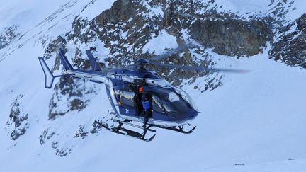 La coulée s'est déclenchée autour de 13 heures, à proximité du Col de la Loze, qui culmine à 2 270 mètres d'altitude.&nbsp; (JEAN ISENMANN / ONLY FRANCE)